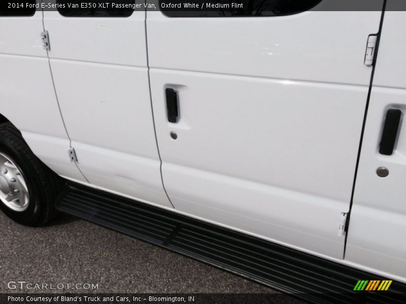 Oxford White / Medium Flint 2014 Ford E-Series Van E350 XLT Passenger Van