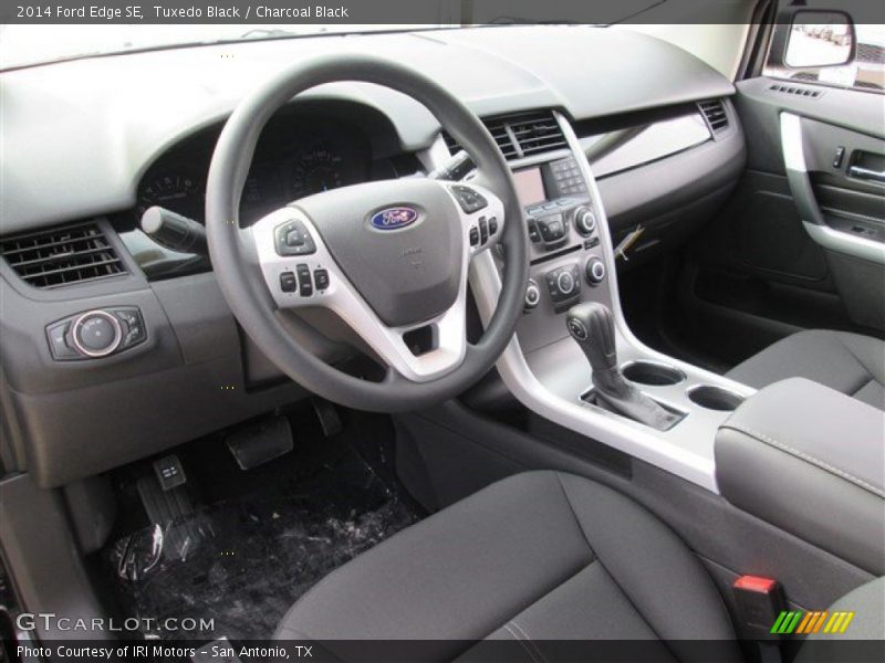 Tuxedo Black / Charcoal Black 2014 Ford Edge SE