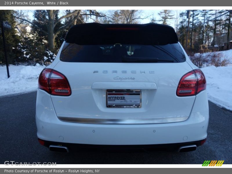 White / Black 2014 Porsche Cayenne