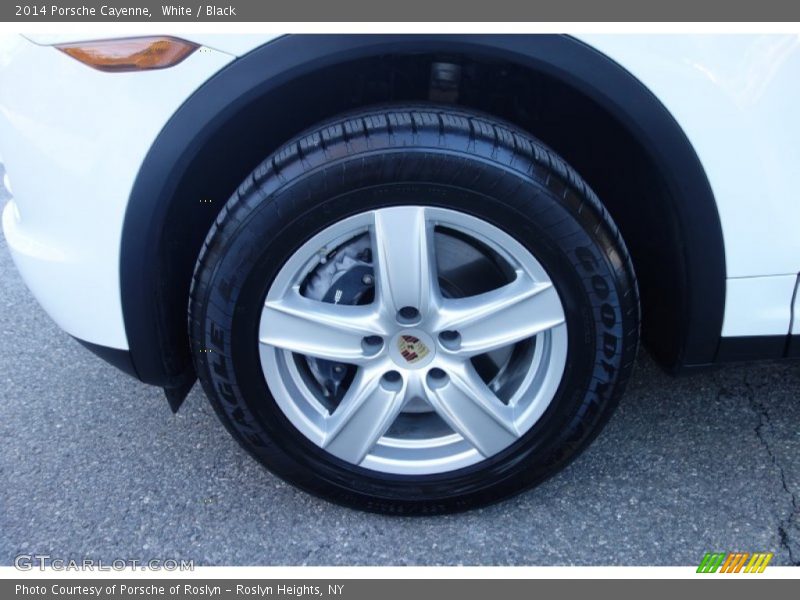 White / Black 2014 Porsche Cayenne