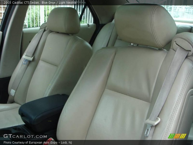 Blue Onyx / Light Neutral 2003 Cadillac CTS Sedan