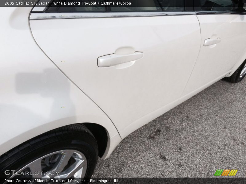 White Diamond Tri-Coat / Cashmere/Cocoa 2009 Cadillac CTS Sedan