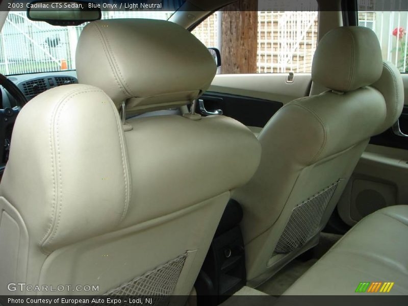 Blue Onyx / Light Neutral 2003 Cadillac CTS Sedan