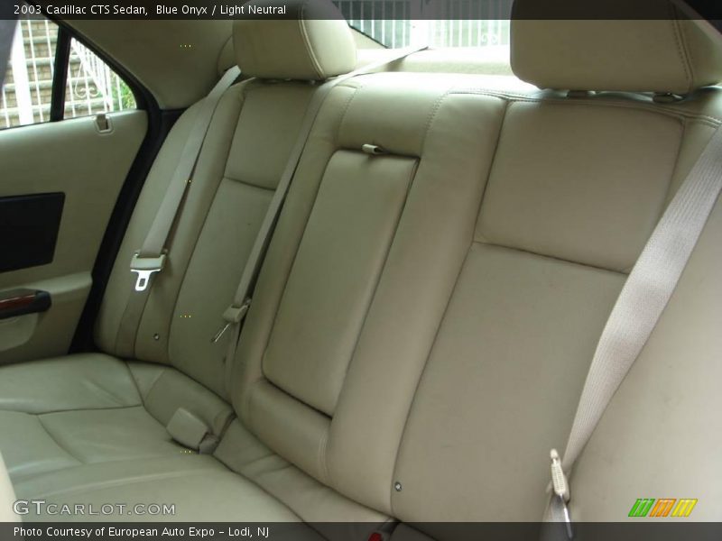 Blue Onyx / Light Neutral 2003 Cadillac CTS Sedan