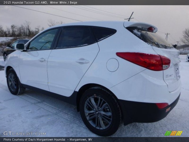 Winter White / Beige 2015 Hyundai Tucson GLS AWD