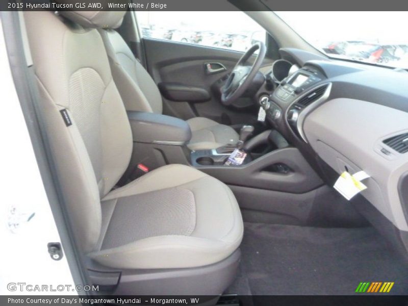 Winter White / Beige 2015 Hyundai Tucson GLS AWD