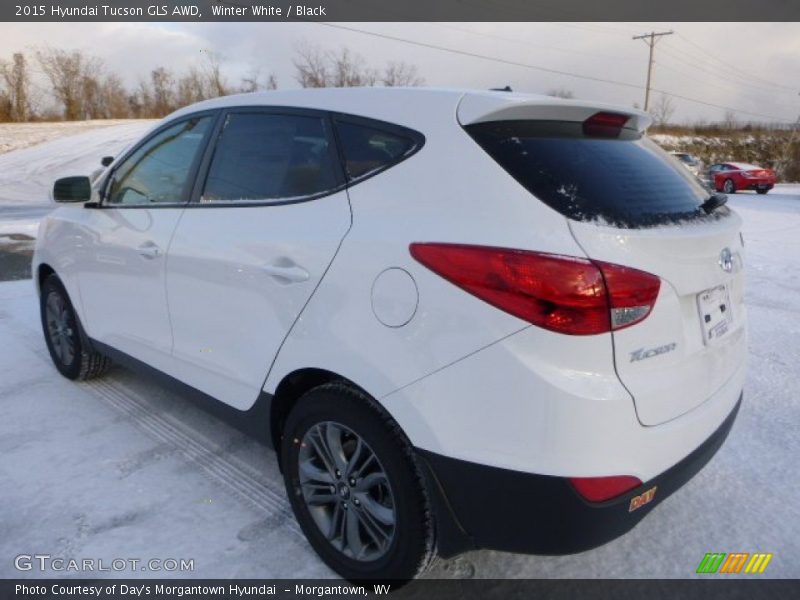 Winter White / Black 2015 Hyundai Tucson GLS AWD