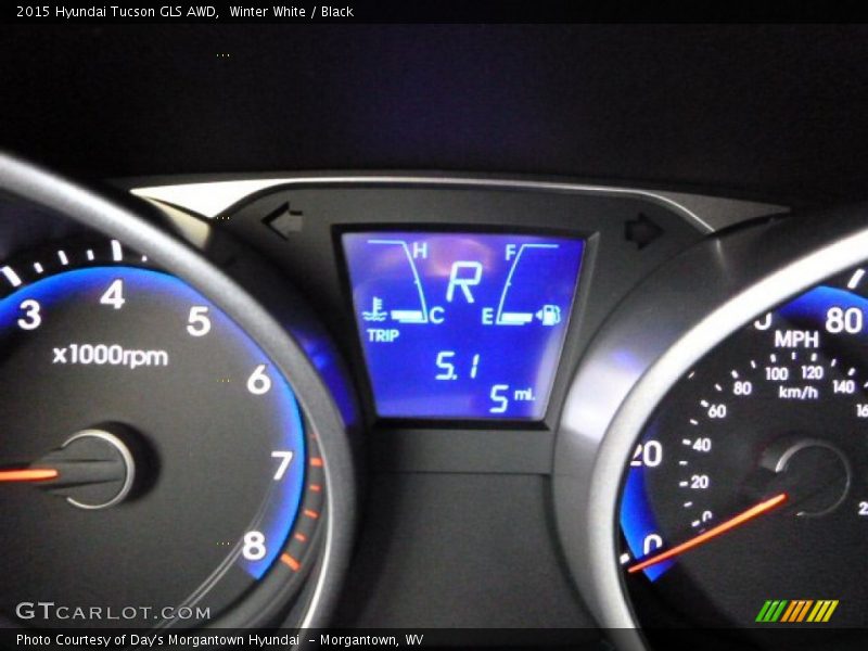 Winter White / Black 2015 Hyundai Tucson GLS AWD