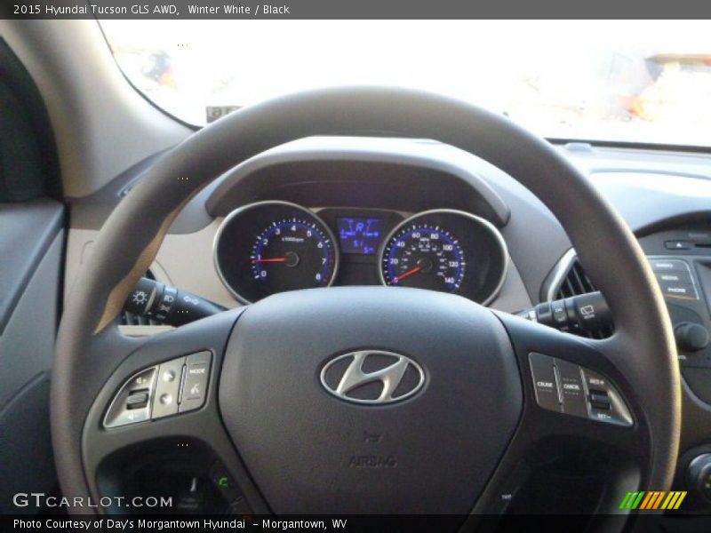 Winter White / Black 2015 Hyundai Tucson GLS AWD