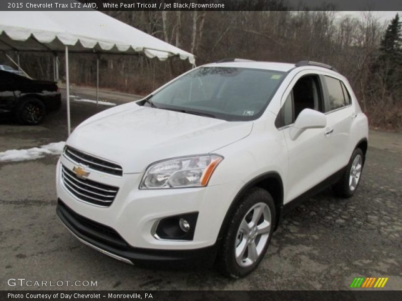 Front 3/4 View of 2015 Trax LTZ AWD