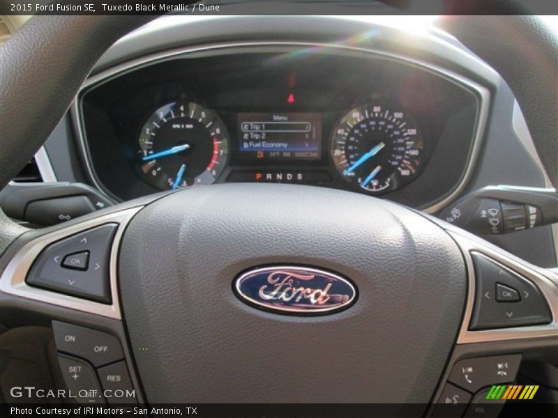 Tuxedo Black Metallic / Dune 2015 Ford Fusion SE