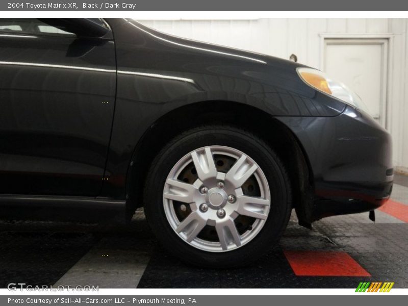 Black / Dark Gray 2004 Toyota Matrix XR
