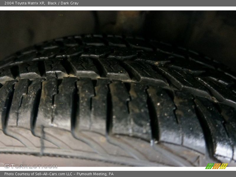 Black / Dark Gray 2004 Toyota Matrix XR