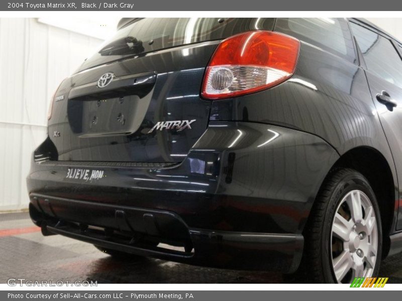 Black / Dark Gray 2004 Toyota Matrix XR