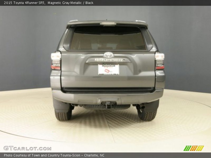 Magnetic Gray Metallic / Black 2015 Toyota 4Runner SR5