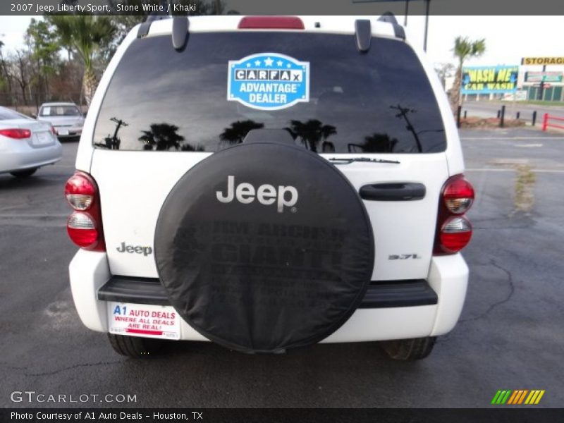 Stone White / Khaki 2007 Jeep Liberty Sport