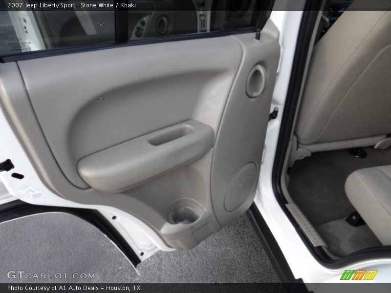 Stone White / Khaki 2007 Jeep Liberty Sport