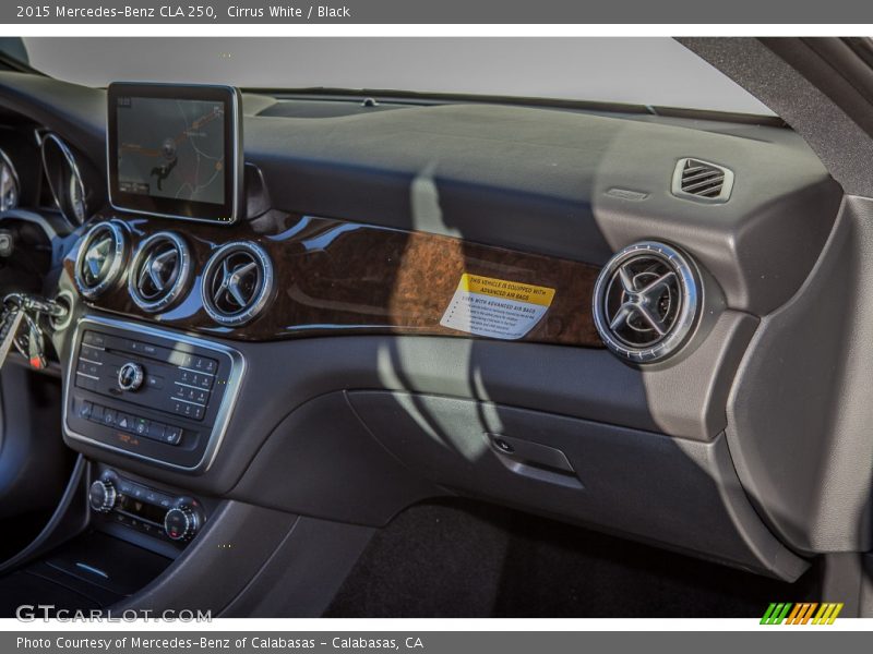 Cirrus White / Black 2015 Mercedes-Benz CLA 250