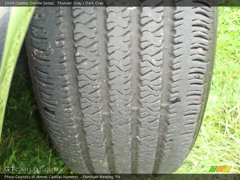 Thunder Gray / Dark Gray 2004 Cadillac DeVille Sedan