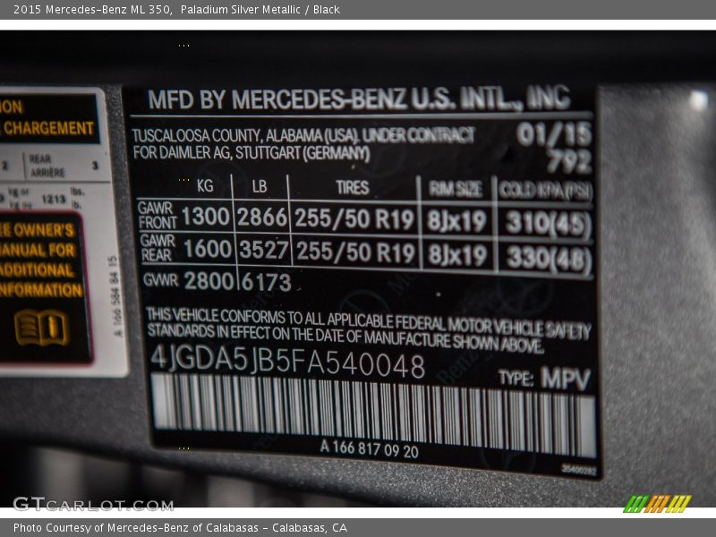 Paladium Silver Metallic / Black 2015 Mercedes-Benz ML 350