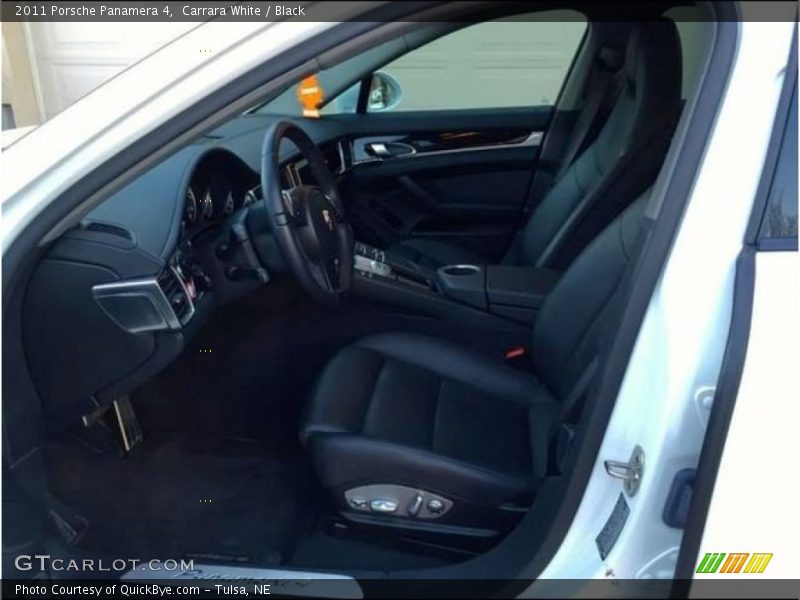 Carrara White / Black 2011 Porsche Panamera 4