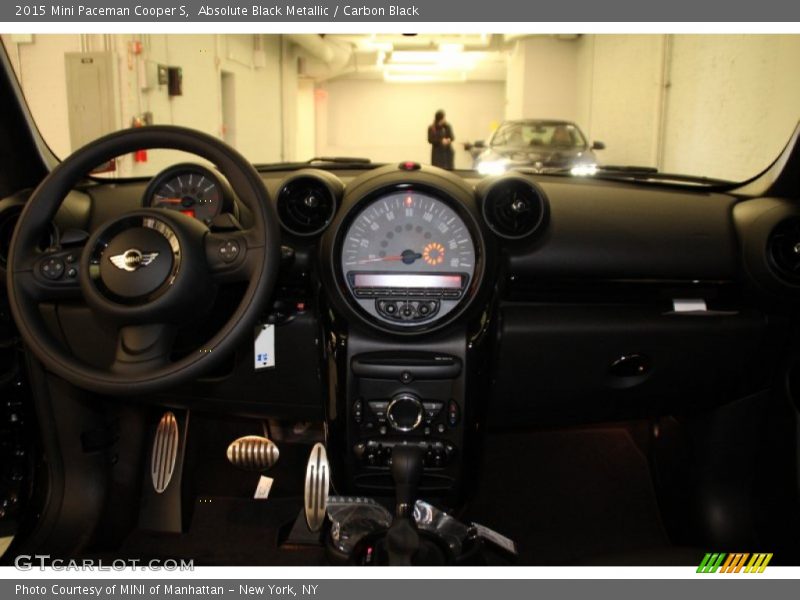 Absolute Black Metallic / Carbon Black 2015 Mini Paceman Cooper S