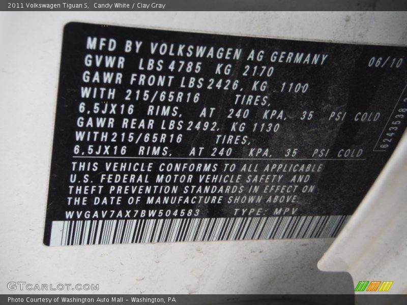 Candy White / Clay Gray 2011 Volkswagen Tiguan S
