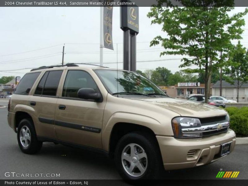 Sandstone Metallic / Light Cashmere 2004 Chevrolet TrailBlazer LS 4x4