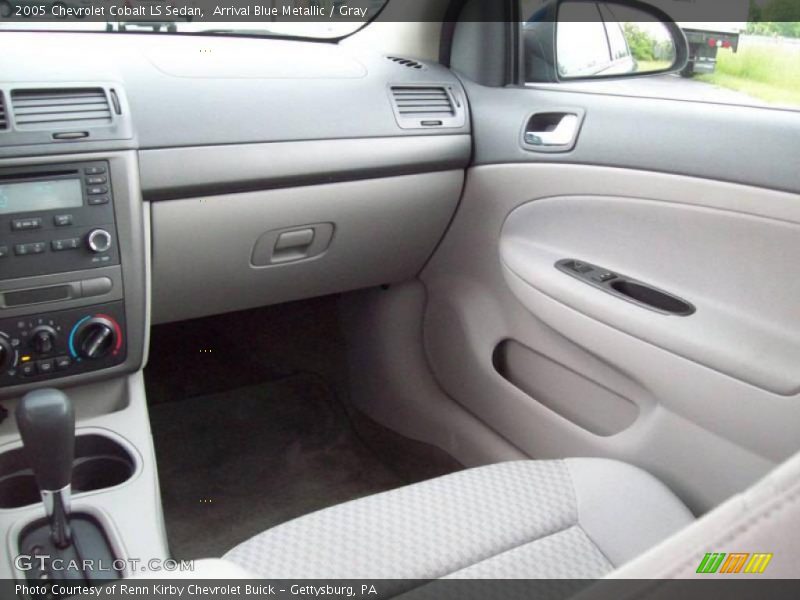 Arrival Blue Metallic / Gray 2005 Chevrolet Cobalt LS Sedan