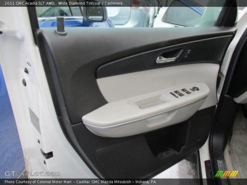 White Diamond Tintcoat / Cashmere 2011 GMC Acadia SLT AWD