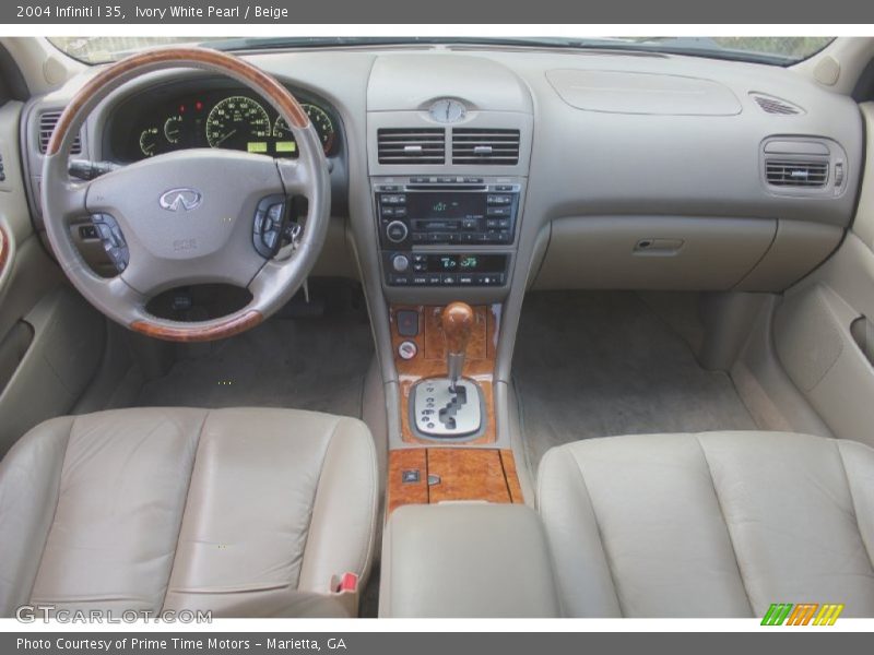  2004 I 35 Beige Interior