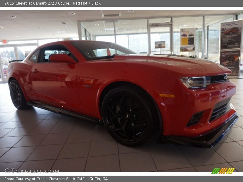 Red Hot / Black 2015 Chevrolet Camaro Z/28 Coupe