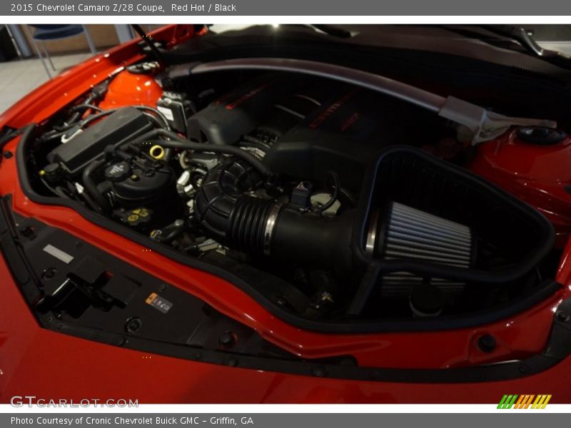 Red Hot / Black 2015 Chevrolet Camaro Z/28 Coupe