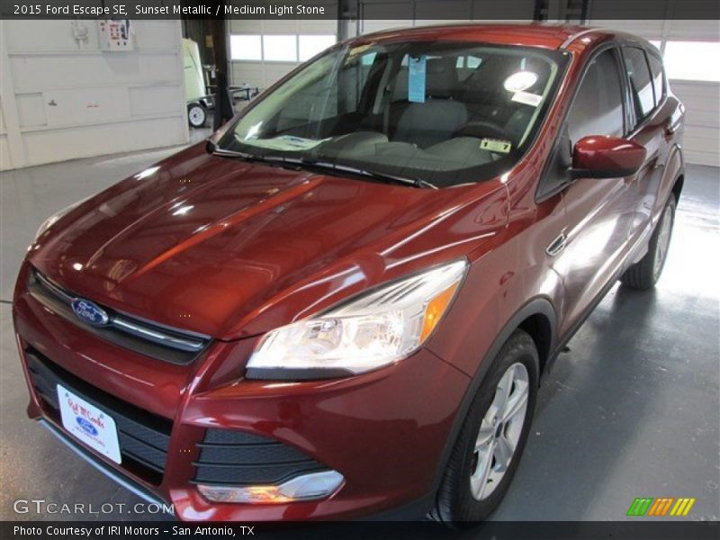 Sunset Metallic / Medium Light Stone 2015 Ford Escape SE