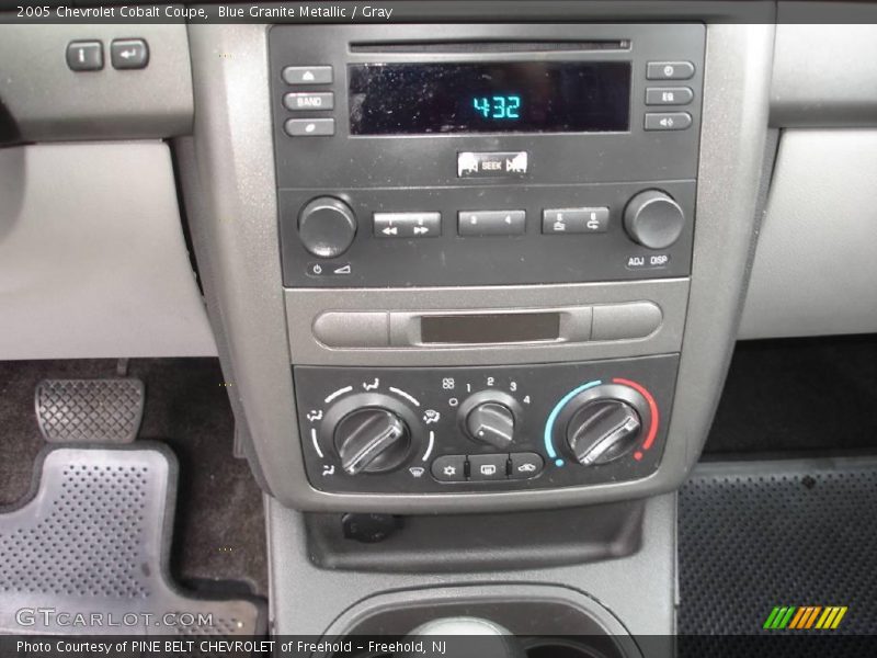 Blue Granite Metallic / Gray 2005 Chevrolet Cobalt Coupe