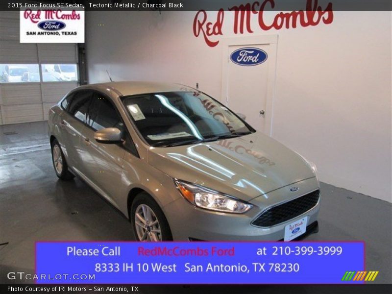 Tectonic Metallic / Charcoal Black 2015 Ford Focus SE Sedan