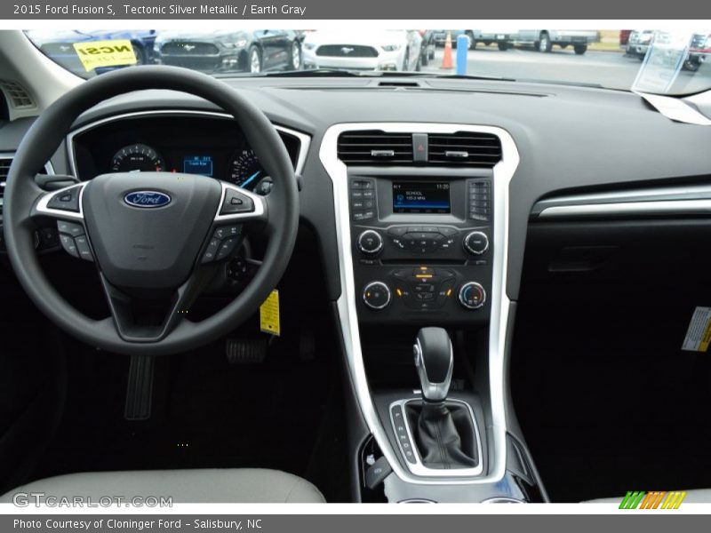 Tectonic Silver Metallic / Earth Gray 2015 Ford Fusion S
