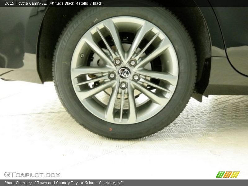 Attitude Black Metallic / Black 2015 Toyota Camry SE