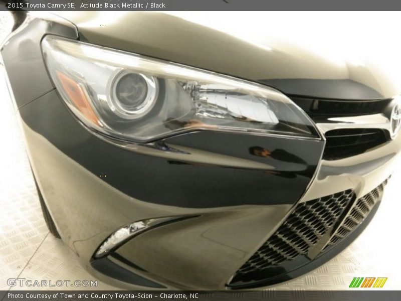 Attitude Black Metallic / Black 2015 Toyota Camry SE