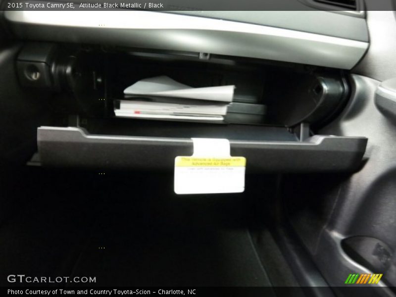 Attitude Black Metallic / Black 2015 Toyota Camry SE