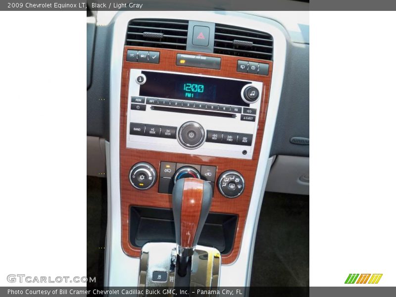 Black / Light Gray 2009 Chevrolet Equinox LT