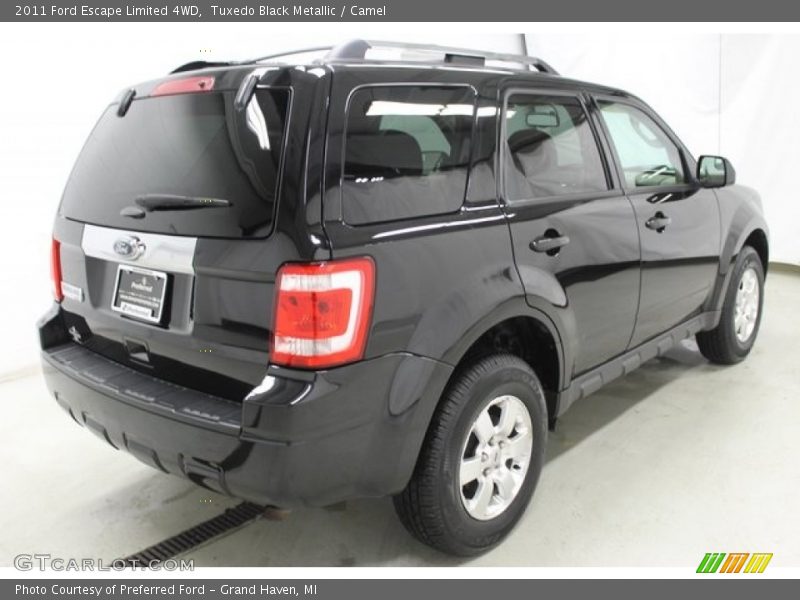 Tuxedo Black Metallic / Camel 2011 Ford Escape Limited 4WD