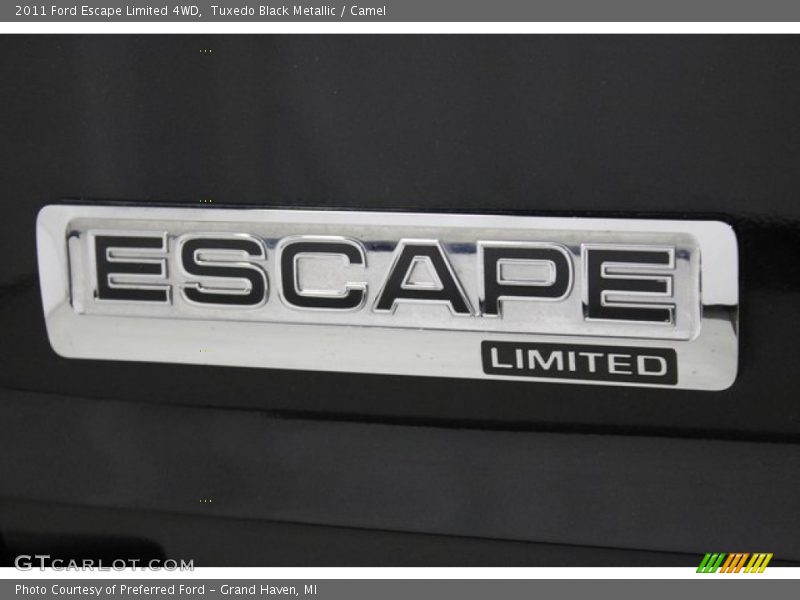 Tuxedo Black Metallic / Camel 2011 Ford Escape Limited 4WD