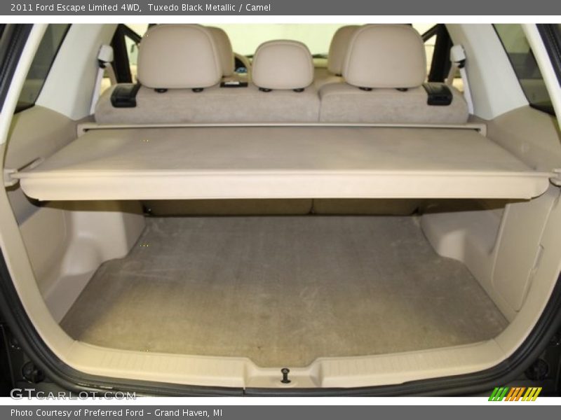 Tuxedo Black Metallic / Camel 2011 Ford Escape Limited 4WD