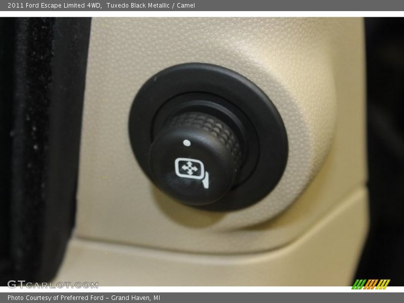 Tuxedo Black Metallic / Camel 2011 Ford Escape Limited 4WD