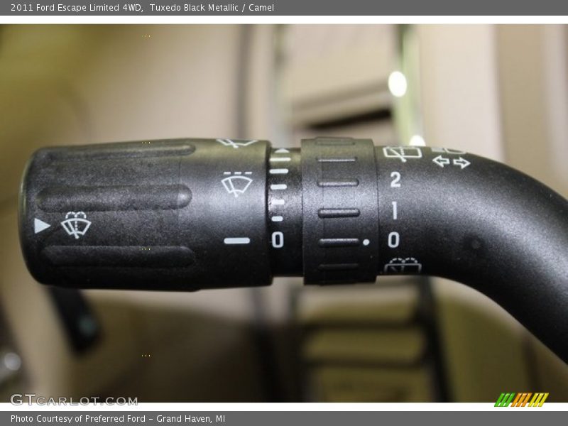 Tuxedo Black Metallic / Camel 2011 Ford Escape Limited 4WD