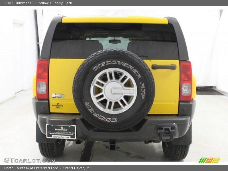 Yellow / Ebony Black 2007 Hummer H3