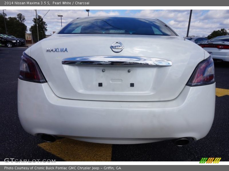 Pearl White / Charcoal 2014 Nissan Maxima 3.5 S