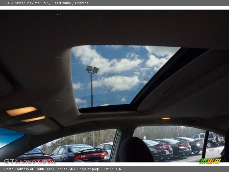 Pearl White / Charcoal 2014 Nissan Maxima 3.5 S