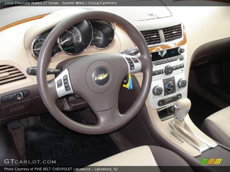 Summit White / Cocoa/Cashmere 2009 Chevrolet Malibu LT Sedan